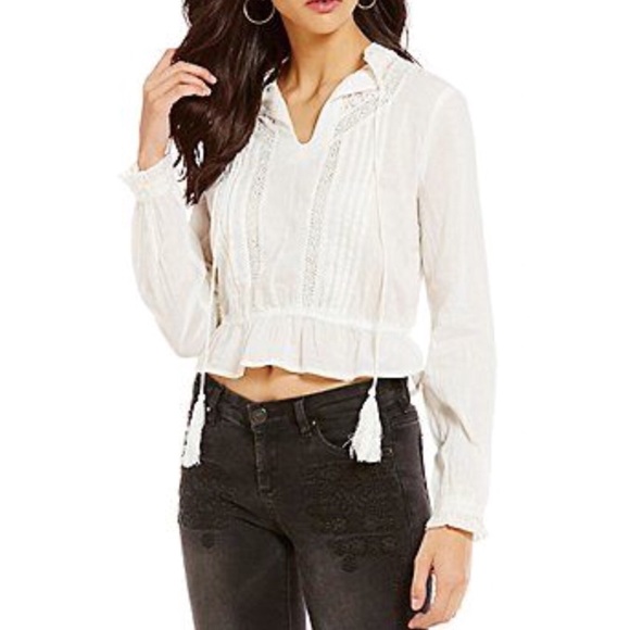 🍁Chelsea & Violet crop top🍁 - Picture 1 of 5